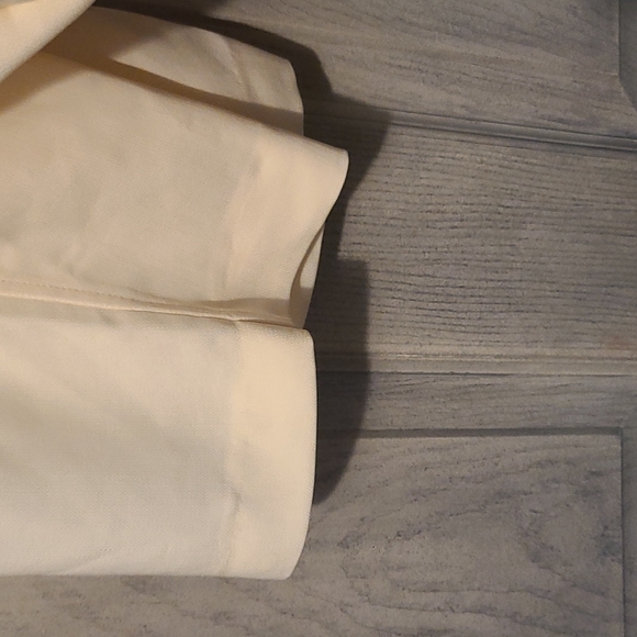 H&M pants - Picture 2 of 2